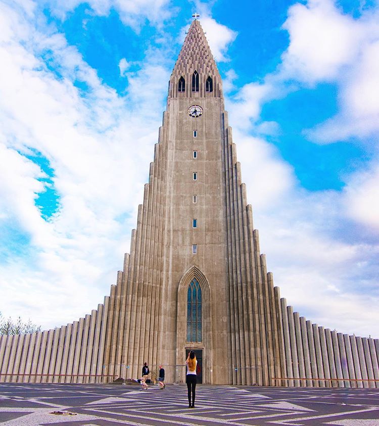 Sarah Latham Hallgrimskirkja Reykjavík Iceland