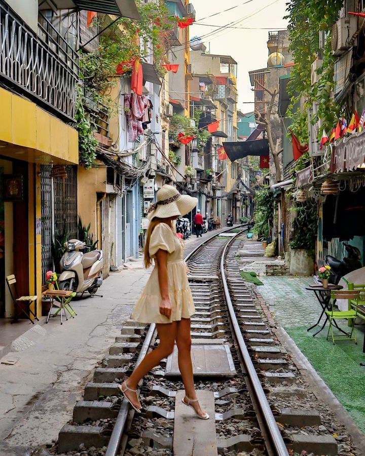 Sarah Latham Copyright Hanoi Train Street Vietnam